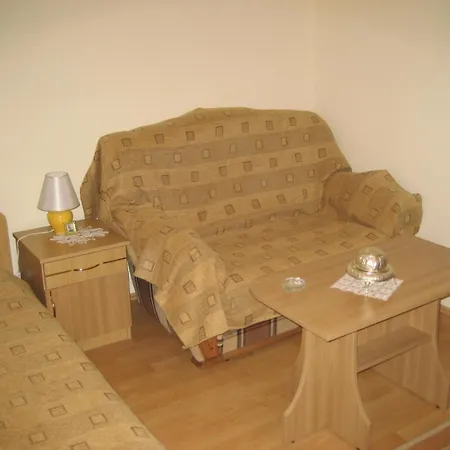 Garsonieră Brazda Lui Novac *