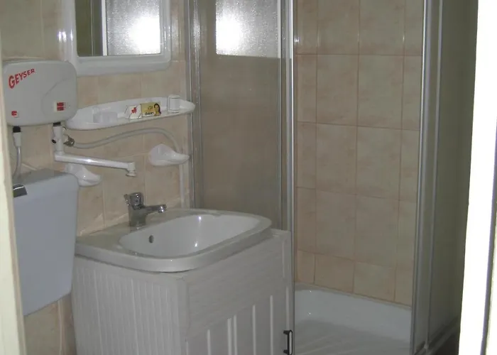 Garsoniera Brazda Lui Novac *