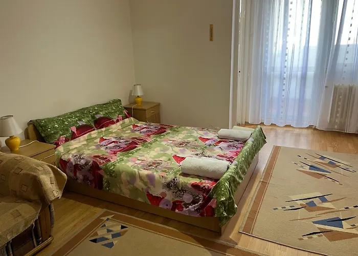 Garsoniera Brazda Lui Novac * קריובה